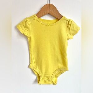 $3 💥Like New Carter's Sunshine Yellow Bodysuit, Little Bow, Ruffle Sleeve